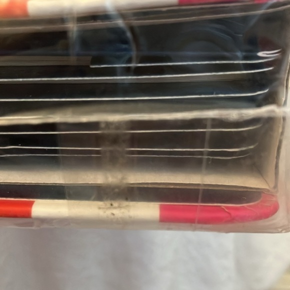 Kate Spade: Candy Stripe Recipe Book- 7 sections- 20 recipes for each section - Picture 13 of 16